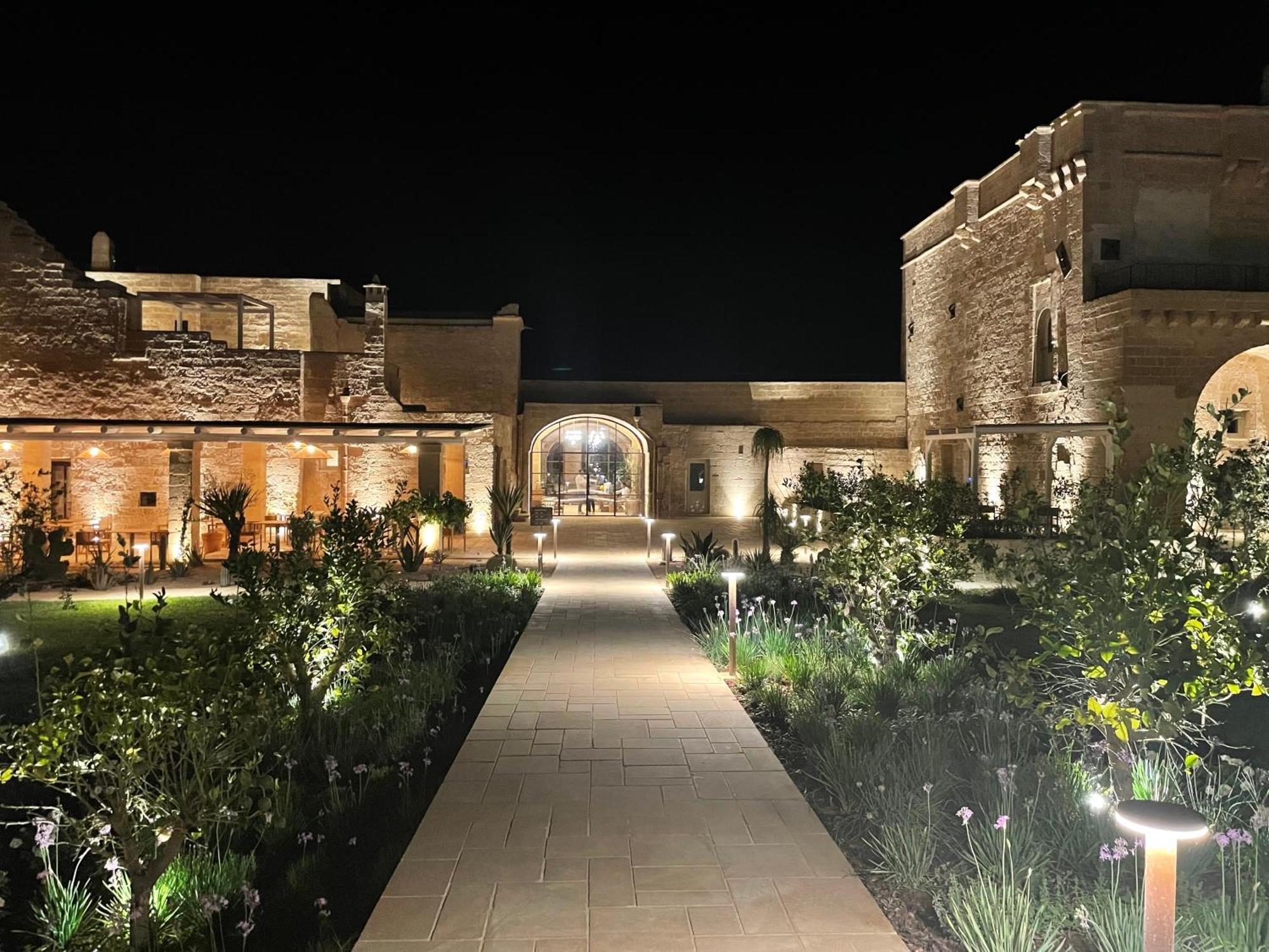 Masseria Donna Menga - The Leading Hotels Of The World Torre Lapillo Eksteriør billede